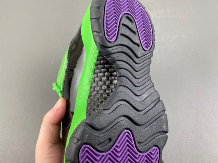 Air Jordan 11 Retro “Green & Black” CT8012-310