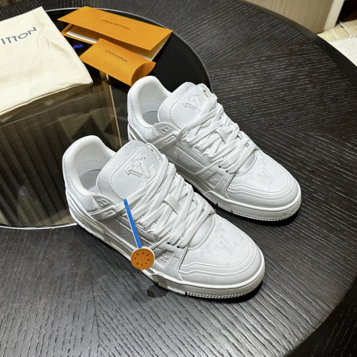 LO1_VTS SNEAKER