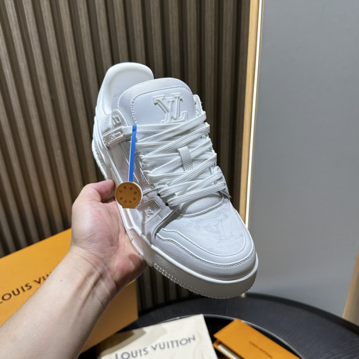 LO1_VTS SNEAKER