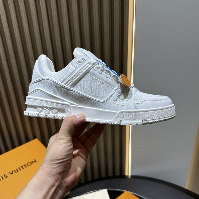 LO1_VTS SNEAKER