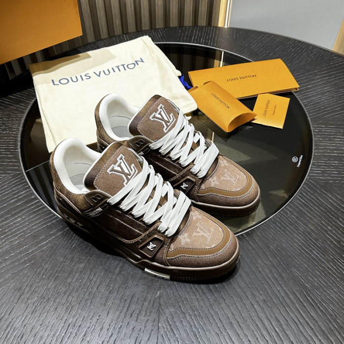 LO1_VTS SNEAKER