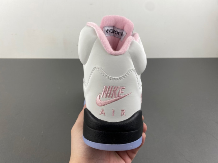 Air Jordan "35th Anniversary" HQ7978-102