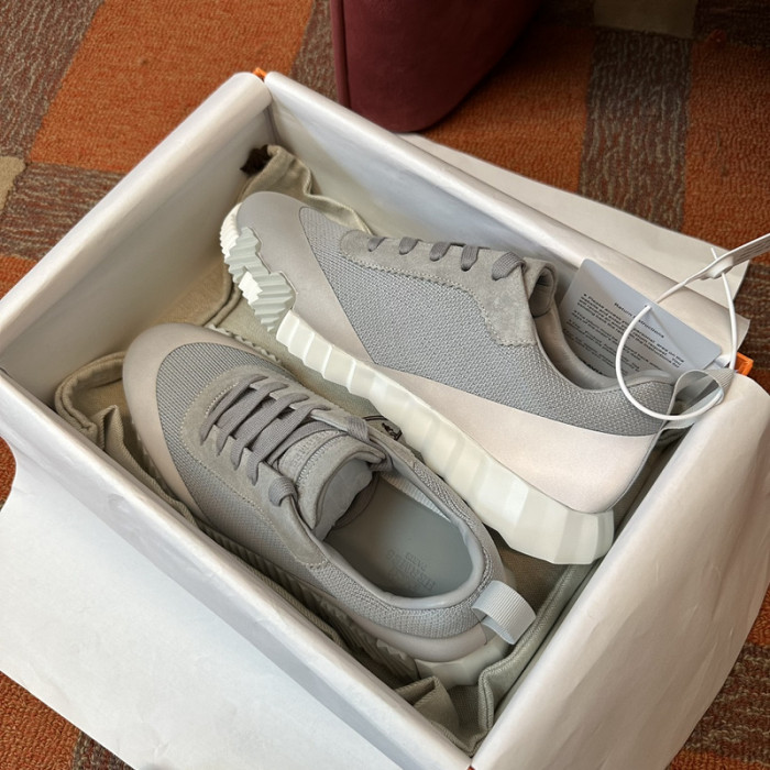 H**me5 SNEAKER