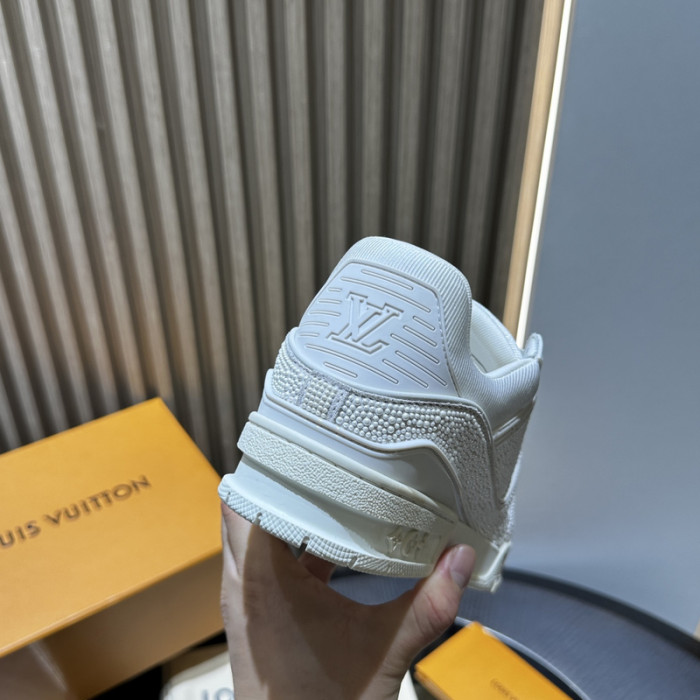 LO1_VTS SNEAKER