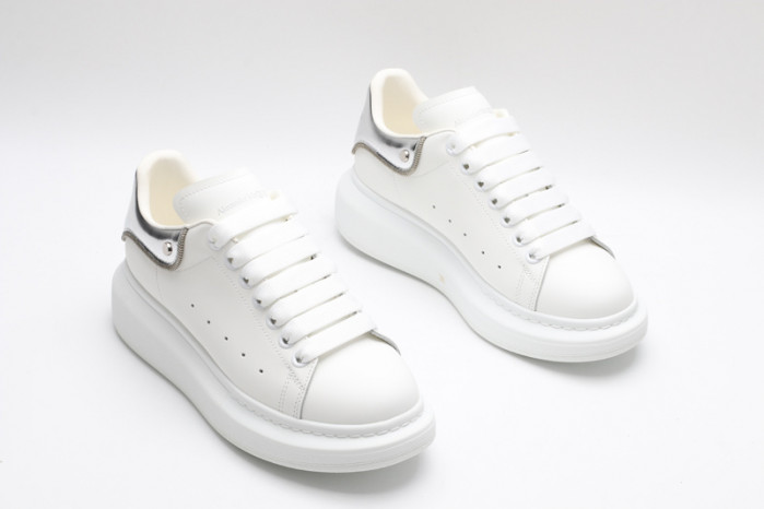 A1exa*der Mcqv*en OVERSIZED