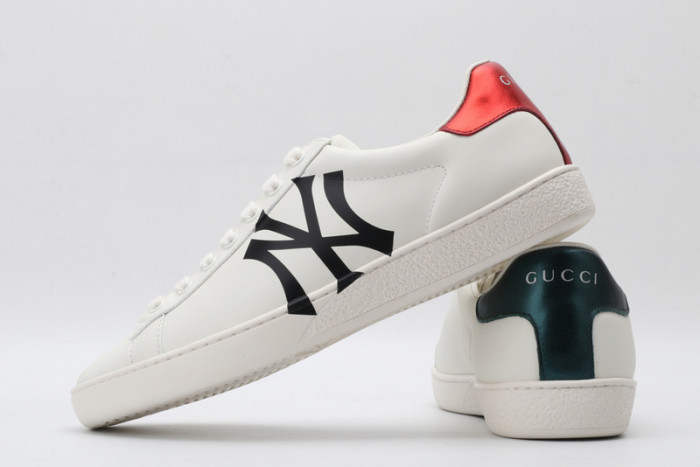 Gvc*1 Ace Sneaker