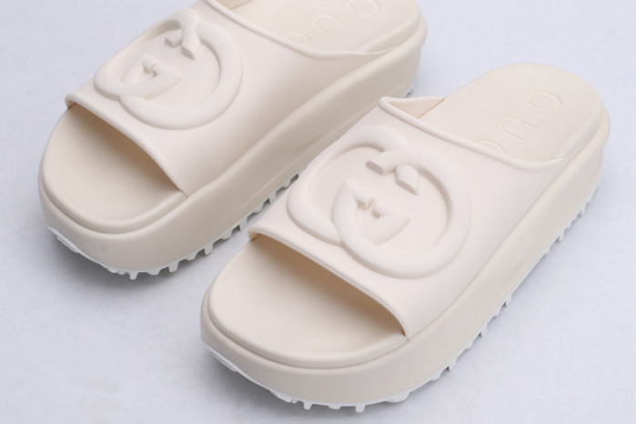 Gvc*1 SANDALS