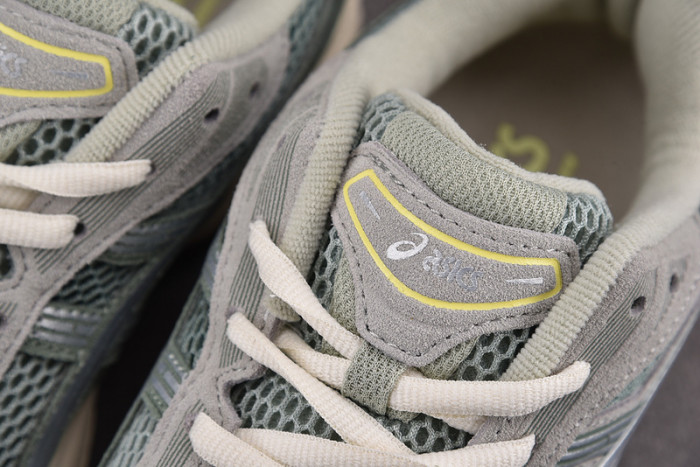 As1cs GEL KAYANO 14 