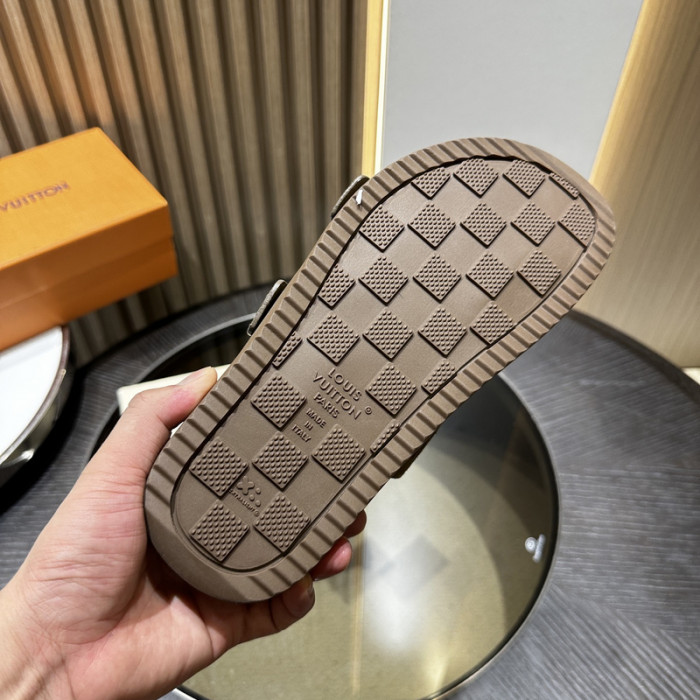 LO1_VTS SANDALS