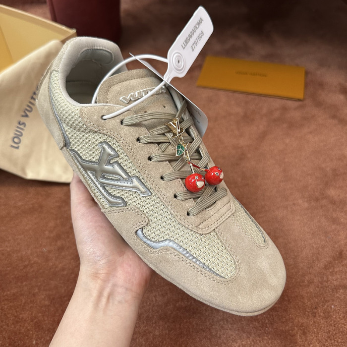 LO1_VTS SNEAKER