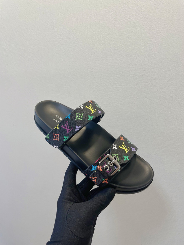 LO1_VTS SLIPPERS