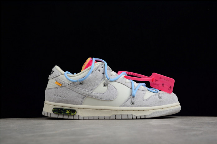 DUNK LOW 