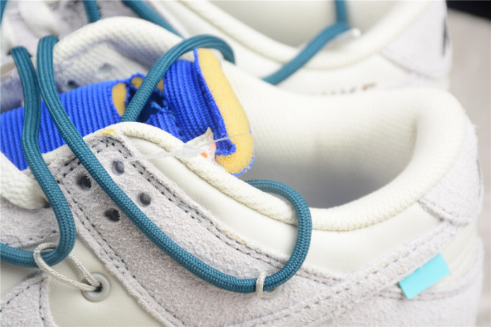 DUNK LOW 