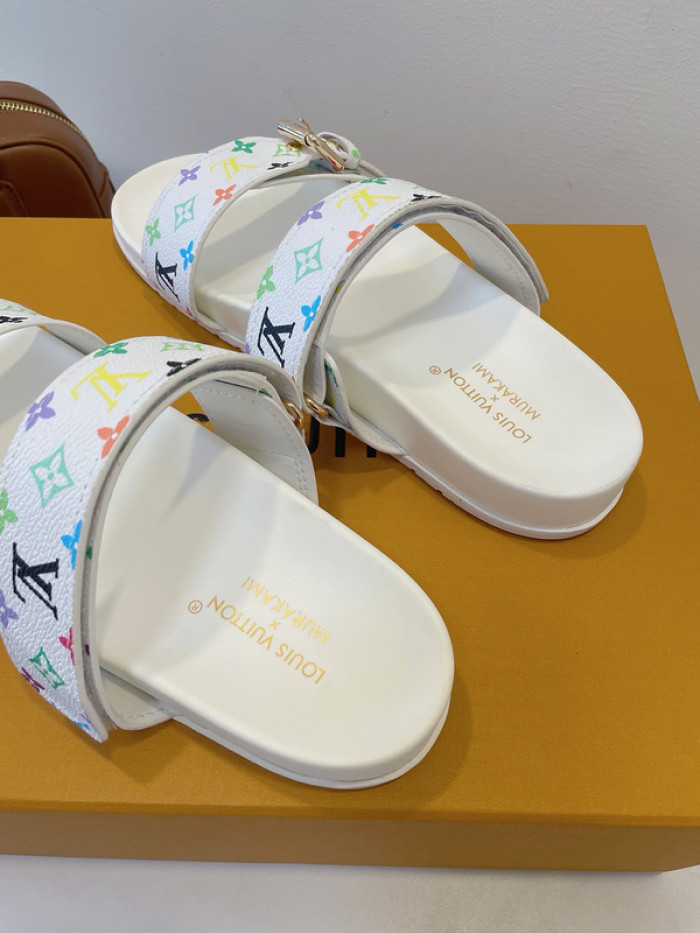 LO1_VTS SLIPPERS