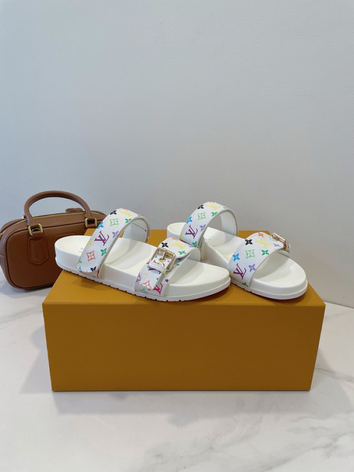 LO1_VTS SLIPPERS