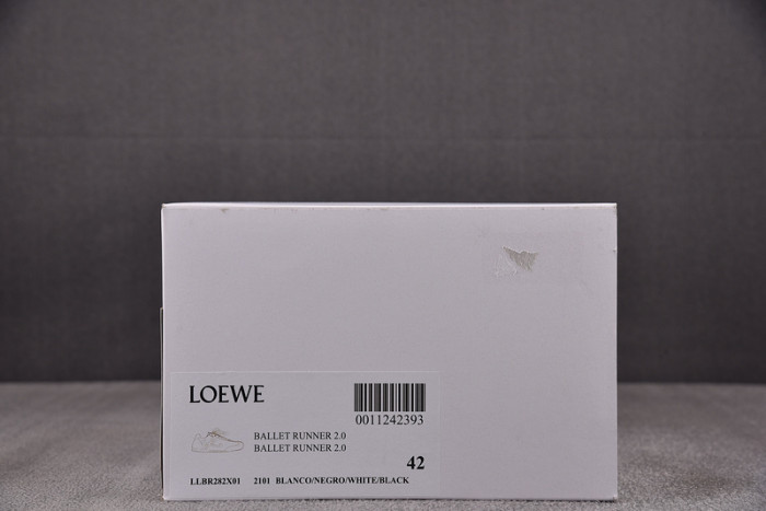 L0ew* Ballet Runner