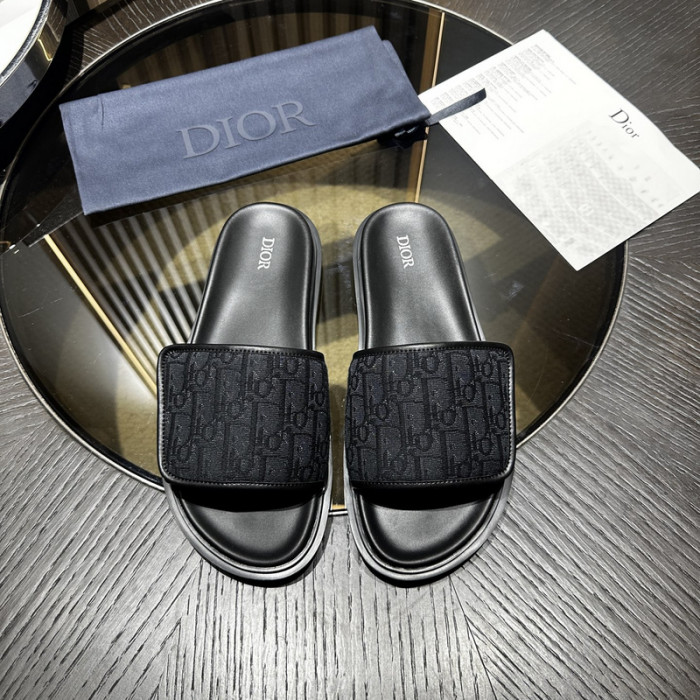 C@DR MEN SLIDE