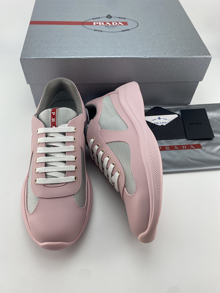Pra*a sneaker