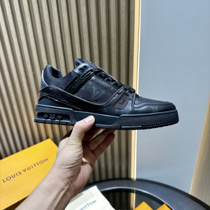 LO1_VTS SNEAKER