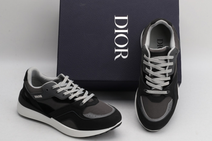 DIO* SNEAKER