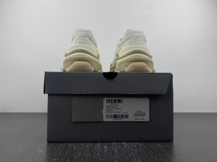 BLCG SNEAKER TRIPLE.S.