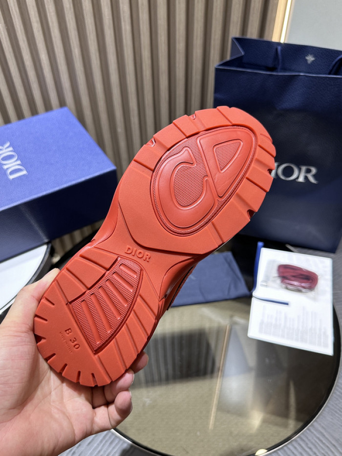 DIO B30 LowTop Sneaker