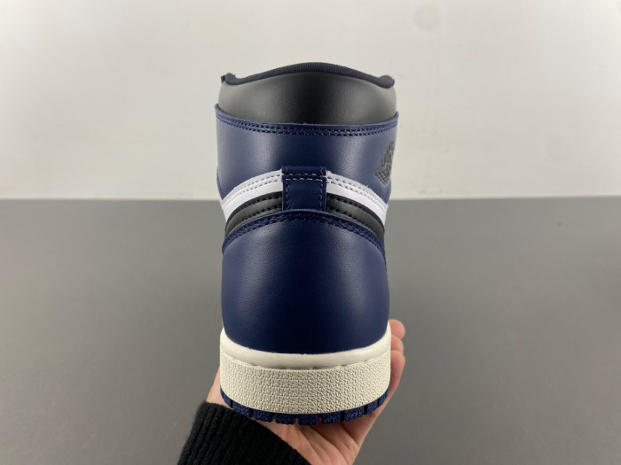 Air Jordan 1 High OG Midnight Navy DZ5485-401