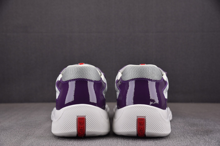Pra*a sneaker