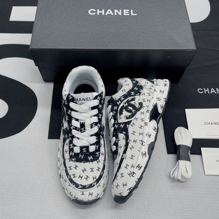 Ch**el sneaker