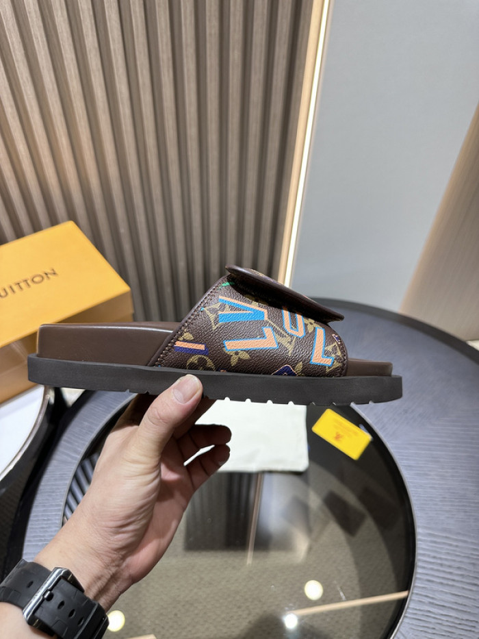 LO1_VTS SANDALS