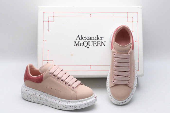 A1exa*der Mcqv*en OVERSIZED