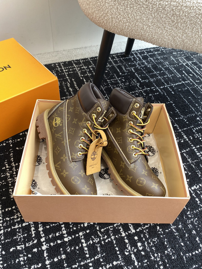 LO1_VTS BOOTS