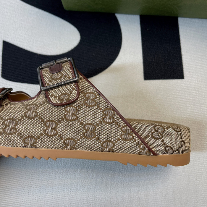 Gvc*1 SANDAL