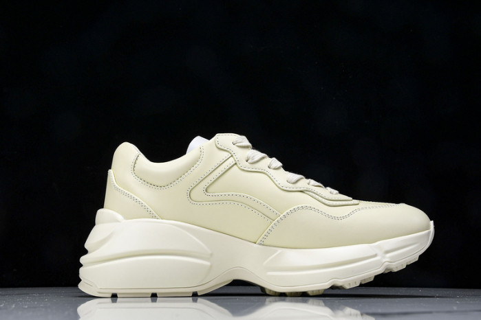 Gvc*1 sneaker