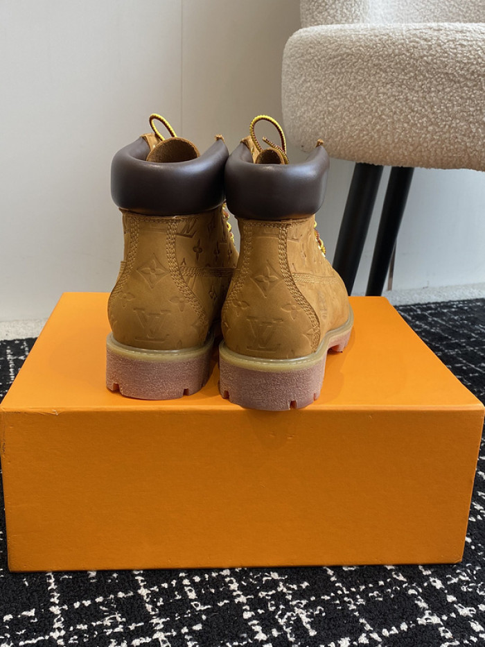 LO1_VTS BOOTS