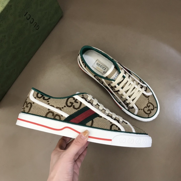 Gvc*1 sneaker