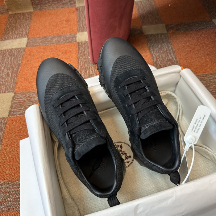 H**me5 SNEAKER