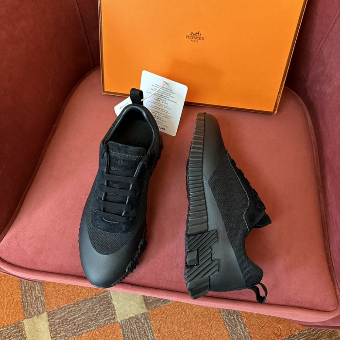 H**me5 SNEAKER