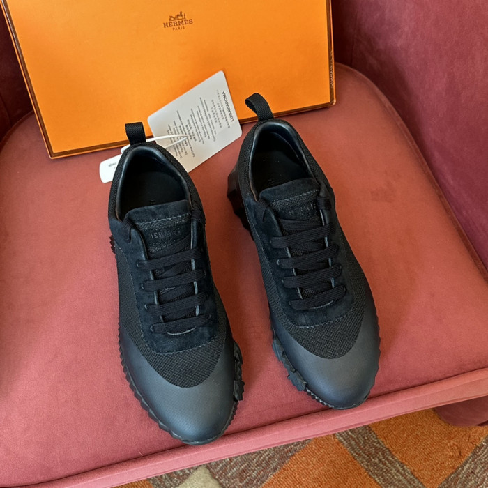 H**me5 SNEAKER
