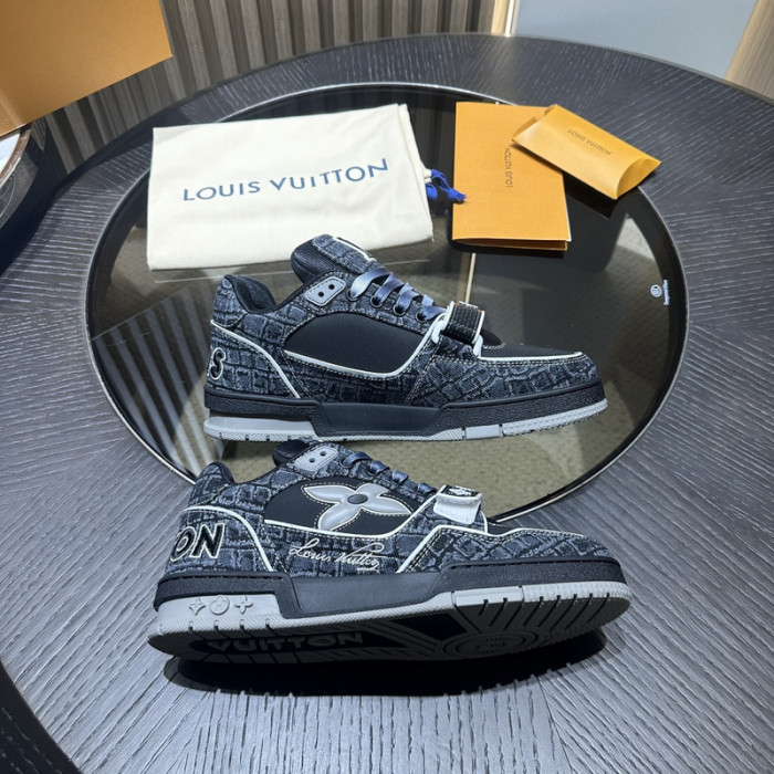 LO1_VTS SNEAKER