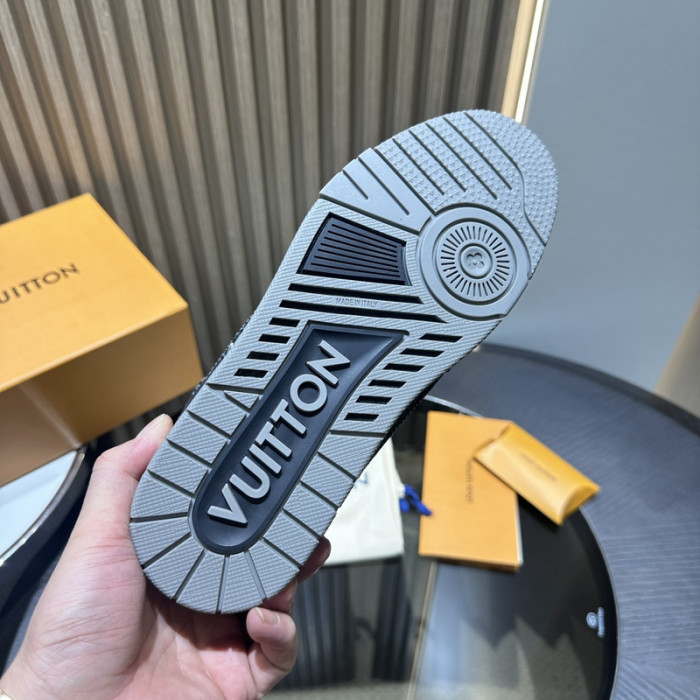 LO1_VTS SNEAKER