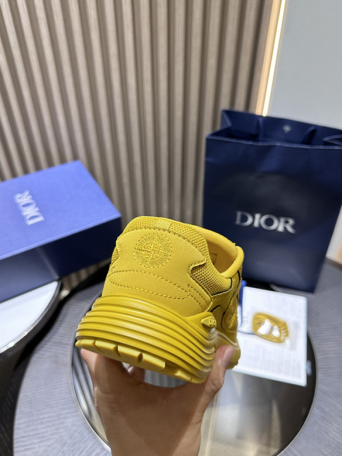 DIO B30 LowTop Sneaker