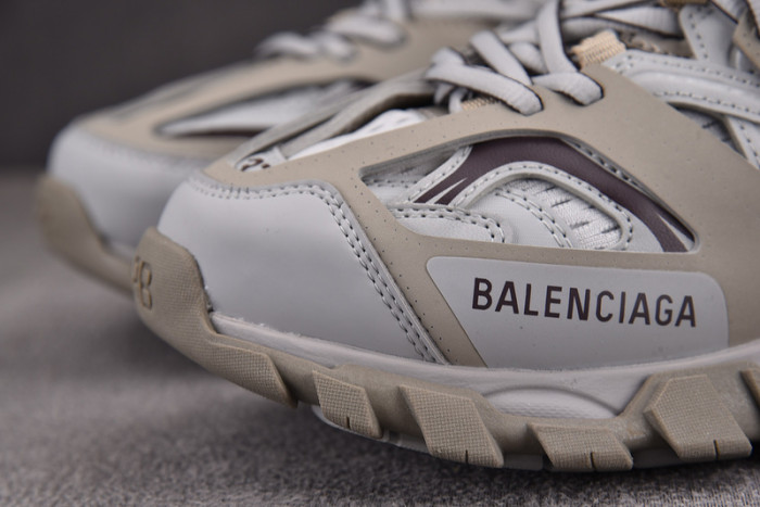 Ba1en*iaga TRACK 542023 W3ACG 1220