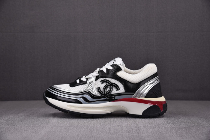 Ch**el sneaker