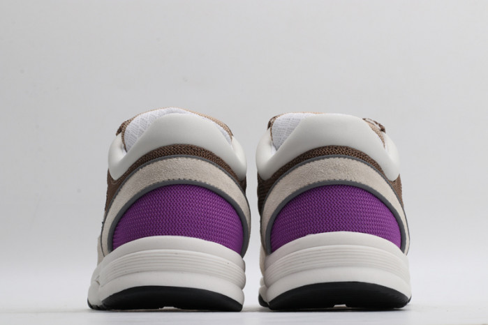 Ch**el sneaker