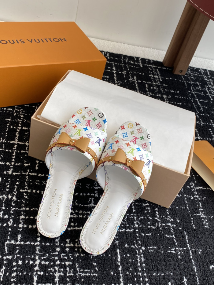 LO1_VTS SLIPPERS