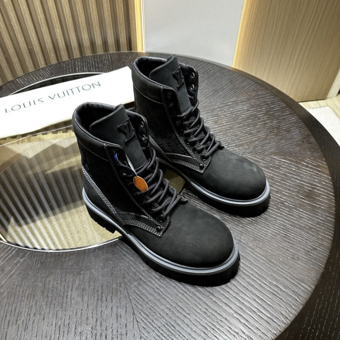 LO1_VTS BOOTS